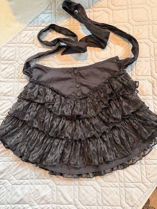 Betsey Johnson Dresses & Skirts - Vintage Betsey Johnson Y2K Black Lace Tiered Ruffled Skirt Sz 0
